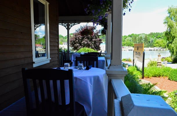 Dining on patio at Solo on Main