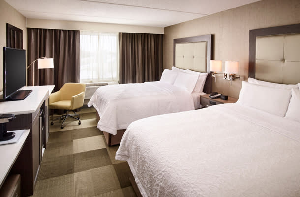 Hampton Inn by Hilton - Sarnia 610 by 400