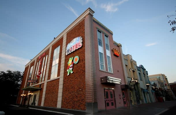 Retro Suites hotel exterior