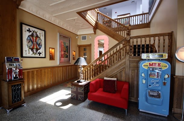 Retro suites lobby