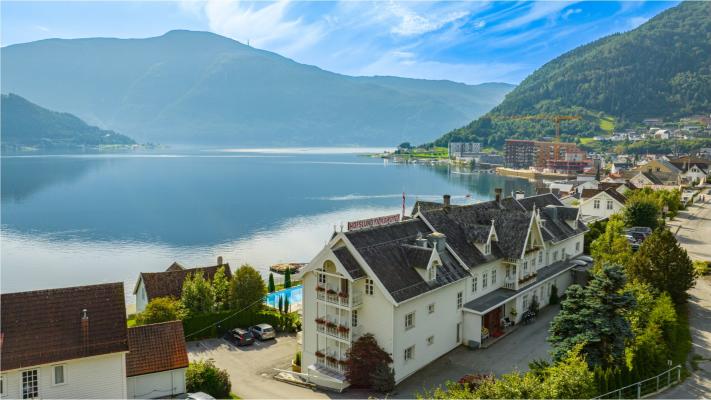 Hofslund Fjord Hotel