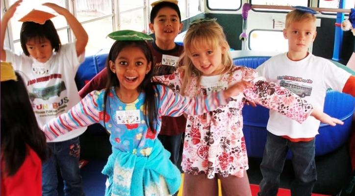 Photo of 5 kids on the DFW Fun Bus