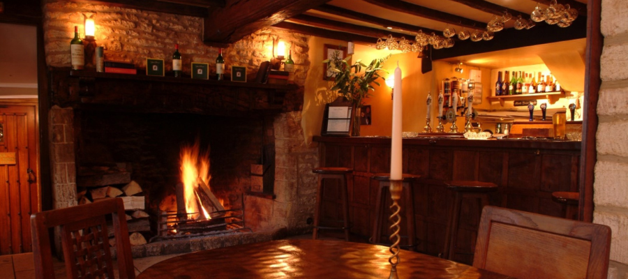 Festive Pub Green Dragon