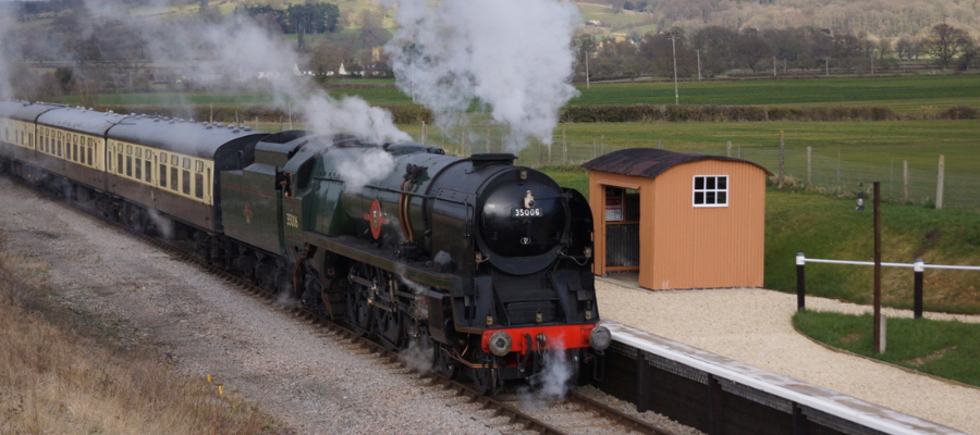 gwsr in the cotswolds