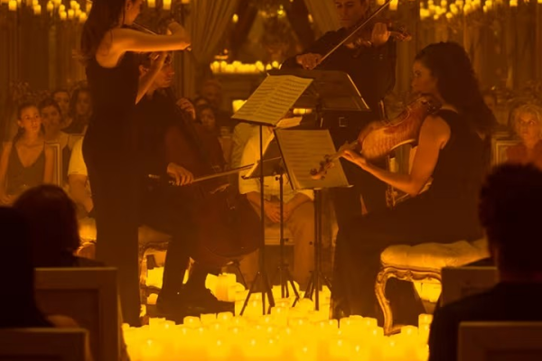 Candlelight: A Haunted Evening of Halloween Classics