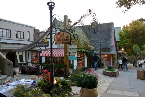 Shops in Carmel-by-the-Sea