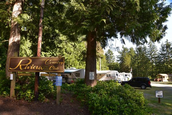 Riviera Club Campground
