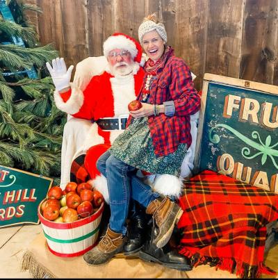 Quarry Hill Merry Merry Market Barn