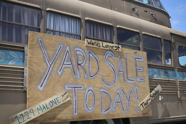 2015 World's  Longest Yard Sale ph (416)_1.JPG