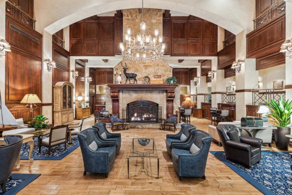 Houstonian Lobby