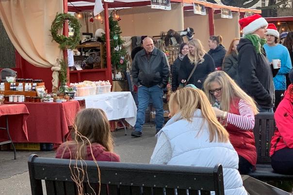 Christmas Marketplace in West Annapolis