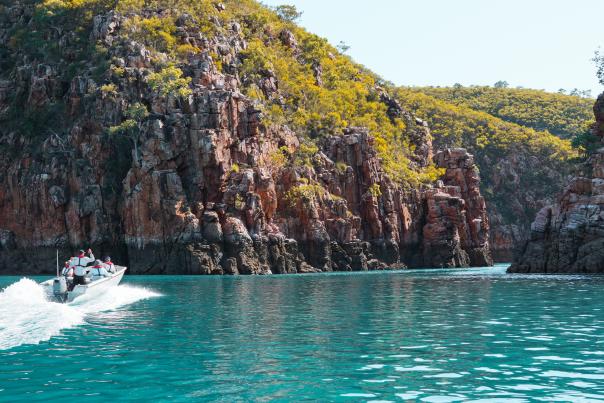 Diversity III tenders in Talbot Bay