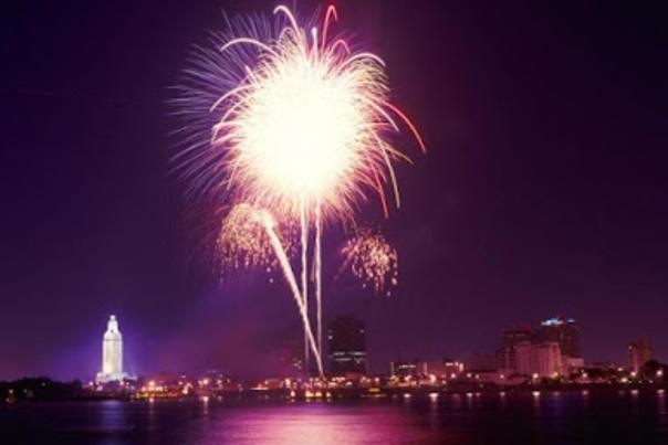 Fireworks-over-Baton-Rouge