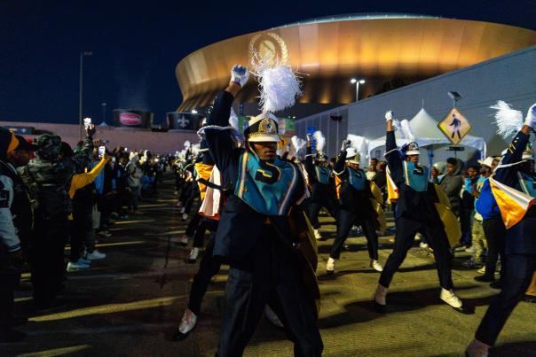 Human Jukebox at Bayou Classic