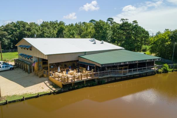 Pine Tree Lodge