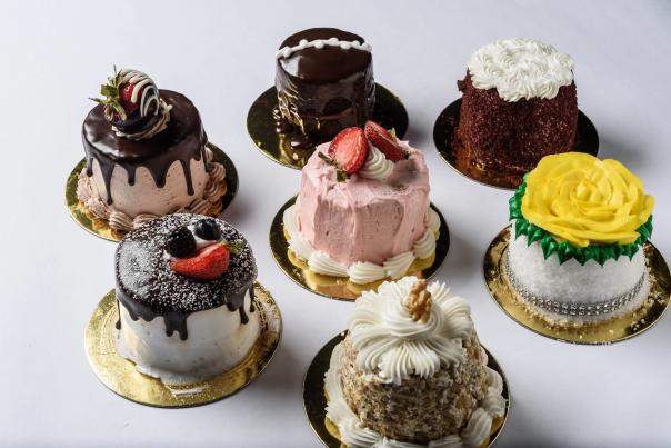 7 signature cakes from Raos Bakery