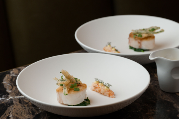 Seahorse Bar and Restaurant - Grand Central Hotel