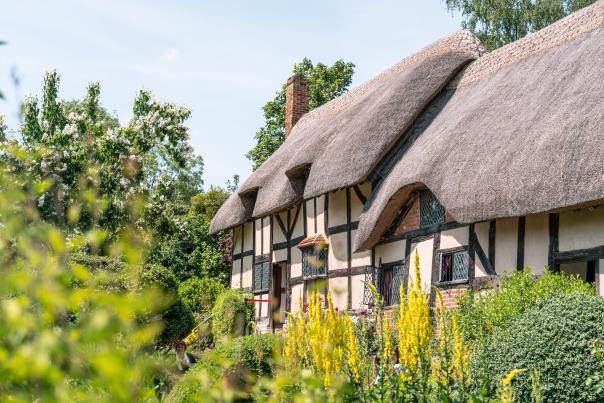 Audiences To Discover The Real Story Of Hamnet With Exclusive Tours At Anne Hathaway’s Cottage 