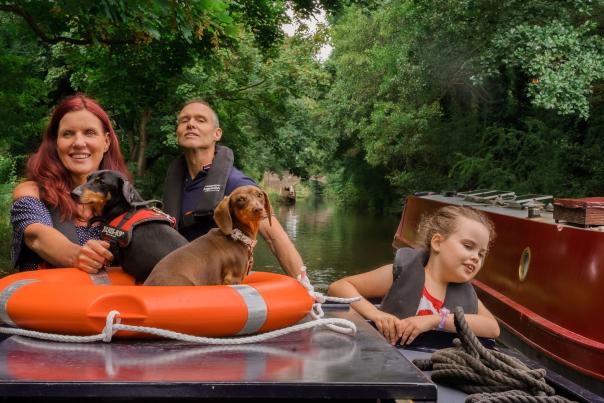 Anglo Welsh offers new two-night boating breaks on canals in the West Midland