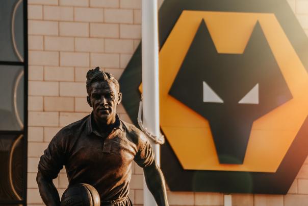 GC-Billy-Wright-Statue