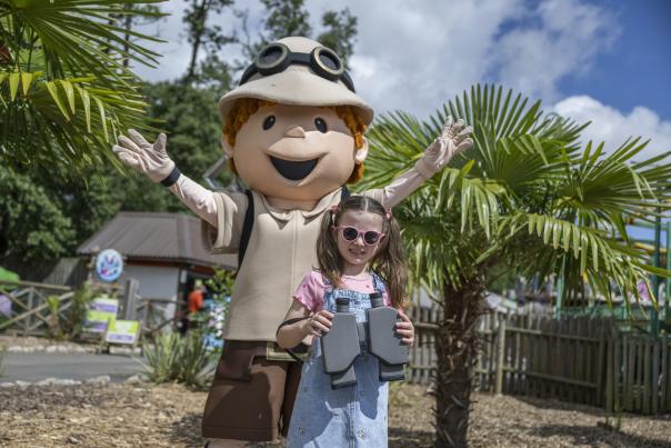 Roar & explore this summer at West Midland Safari Park