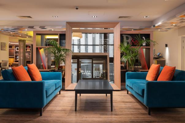 VB - Holiday Inn