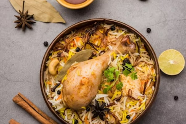 restaurant-style-spicy-chicken-biryani-wooden-bowl-with-raita-salan-popular-indian-pakistani-food_466689-2199-1