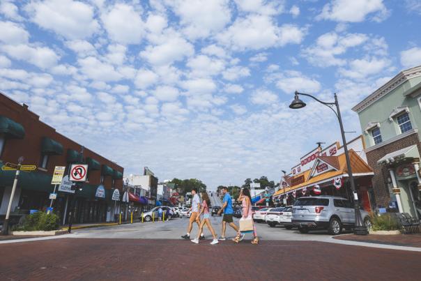 Enjoy Shopping in Historic Downtown Branson