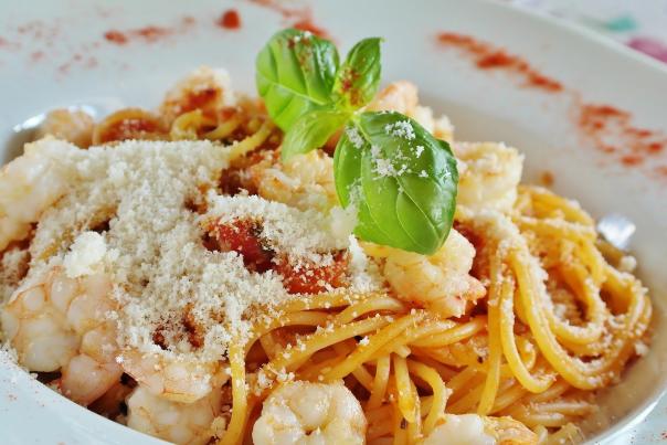 Hollywood Restaurant - Pasta Dinner - Italian Food