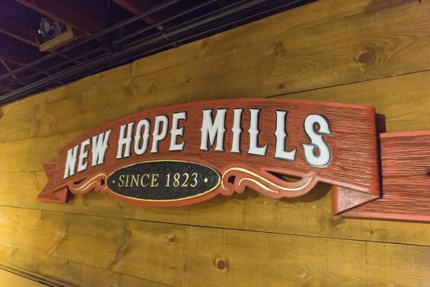 New Hope Mills signage