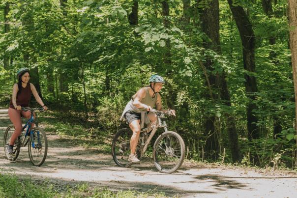 Women Ride Mountain bikes through Chickamauga Battlefield Park