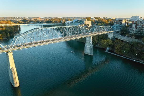aerial photo of the Tennessee River, Walnut Street Bridge, Hunter Museum and Maclellan island