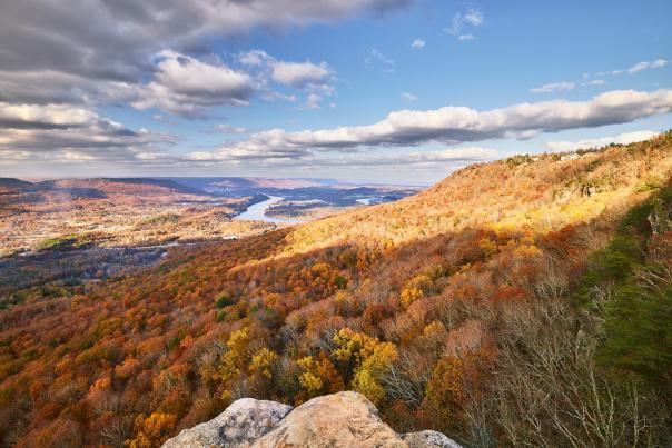 Fall views of the river and valley from sunset rock on lookout mountain