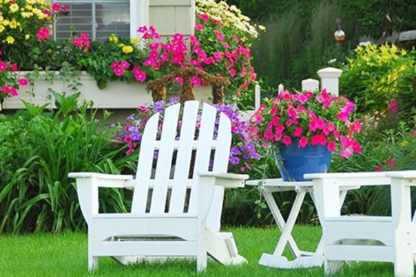 Two garden chairs on a lawn at Stauffer's of Kissel Hill