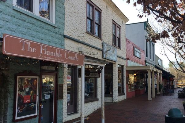 Last Minute Holiday Gift Ideas: Shop Local in Dahlonega!