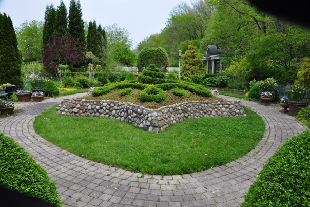 Essential Garden