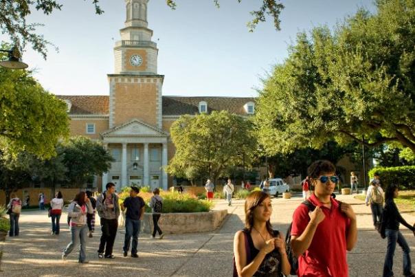 UNT Crowd