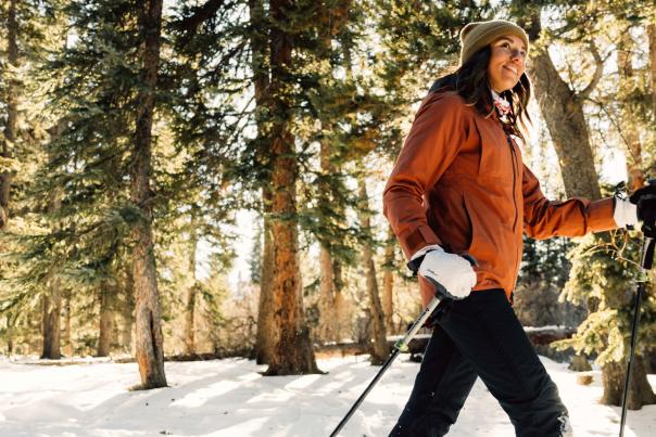 Snowshoeing at Echo Lake State Park