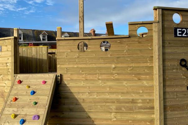 image shows the boat at the playpark in Ham Play Park