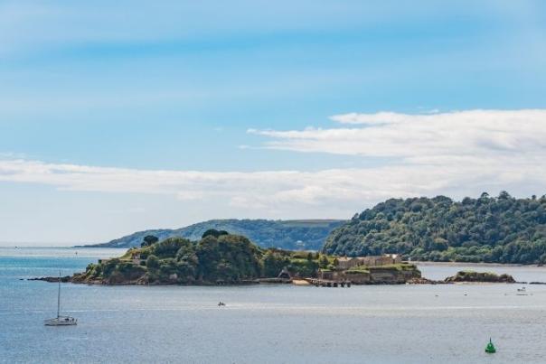 drakes island