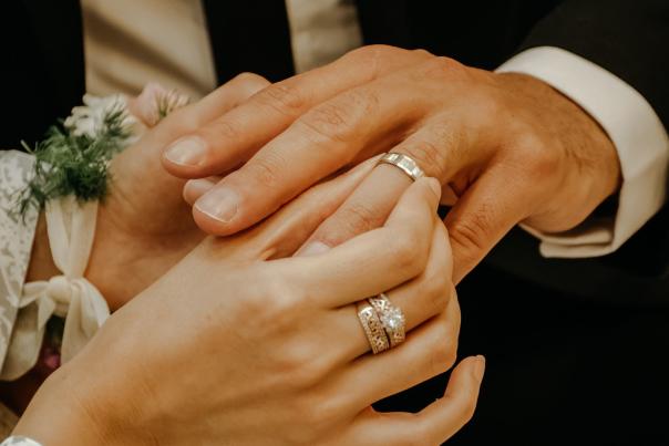 couple exchanging rings