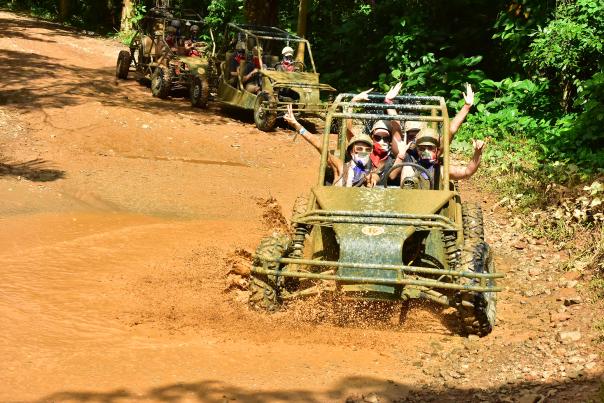 BUGGIES 2, LA HACIENDA PARK