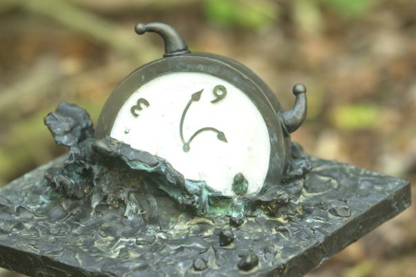 Going, Going...Gone! Clock