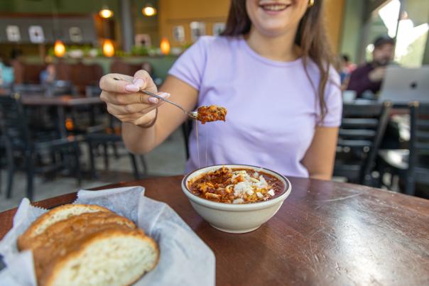 Acoustic Cafe Chili