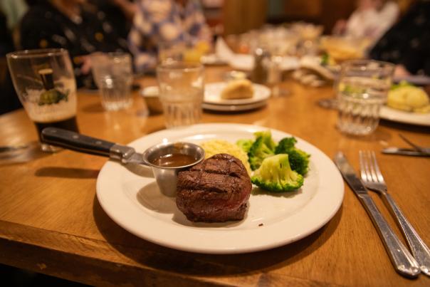Steak at Houligans