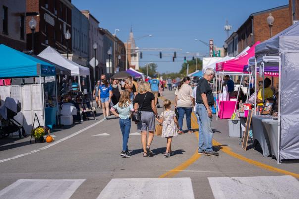People shopping at the Heartland Harvest Festival located in Downtown Elizabethtown, Kentucky.