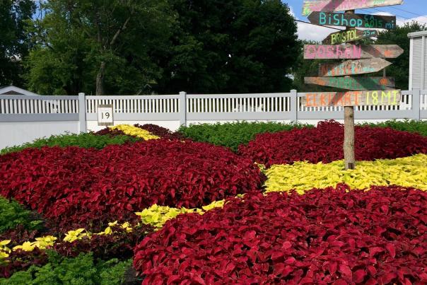 Nappanee-Center-Quilt-Garden
