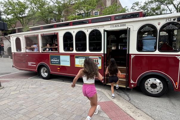 red trolley