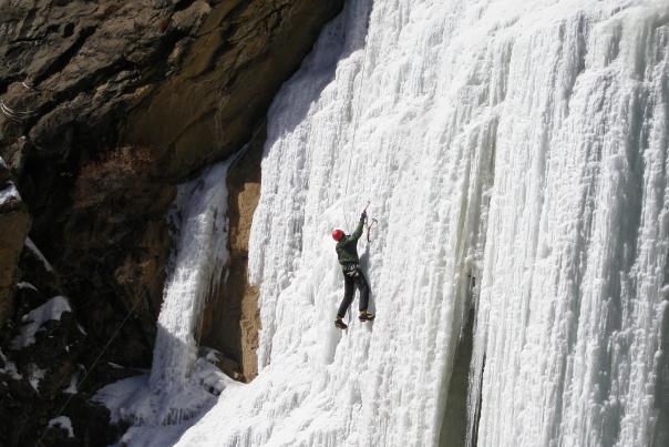 Beginner Trips to Expert Routes, Try Ice Climbing in Rocky Mountain National Park
