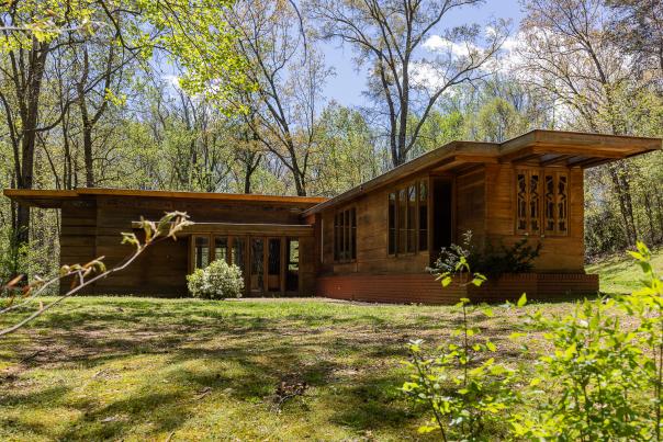 Pope-Leighey House - Exterior Shot- Architectures